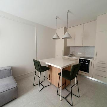 Університетська вул., 3/13