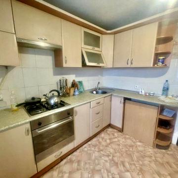 2-х кімн. 5/9 р-н Стадіон Гагаріна. Можна з тваринкою