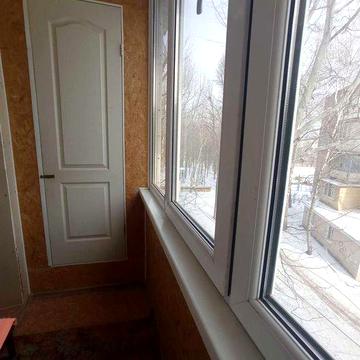 Продам 2 комнатную Ш-образку на среднем этаже