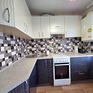 Здається 3 кімн.квартира з АГО.