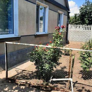 Продаётся  большой дом, район  Чехова(автопарк)