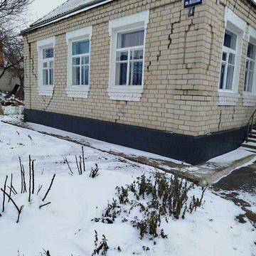 Продам будинок в м.Шпола. Ціна: 22.000$ (можливий торг)