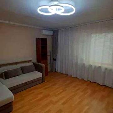 Продам 2 комн квартиру 51 м2 Ремонт Укомплектована 6 этаж Центр ХТЗ OA