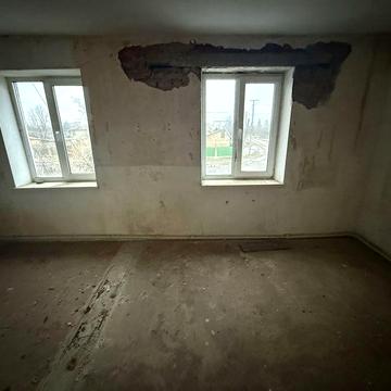 Продам квартиру на Совхозе с гаражом во дворе