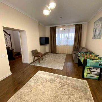 Сучасний будинок на Браїлках