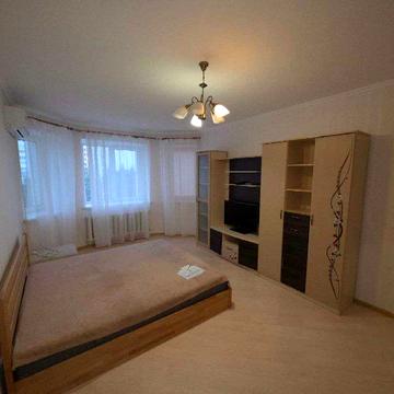 Здам 1к квартиру на Будівельників 11. Газ. Власник!