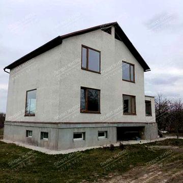 Два будинки на одній ділянці, с. Мачухи