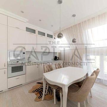 Продаж 3-х кімнатної квартири з ремонтом/Голосіївський/Київ/вул Творча