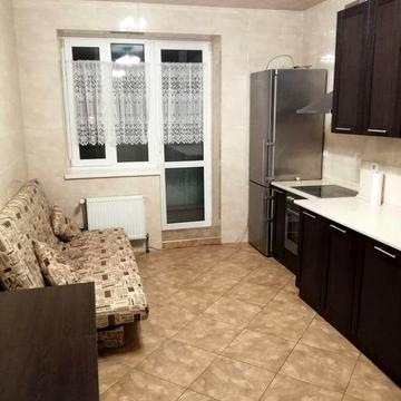 Сдам 1 км. Кв. Левитана угол Королева Жк "Вернисаж" .