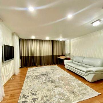 вул. Анни Ахматової 5, 1к квартира, метро Позняки 10хв, Є опалення!