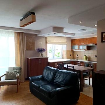 Продаж 2 кім і вітальня Вяч Чорновола