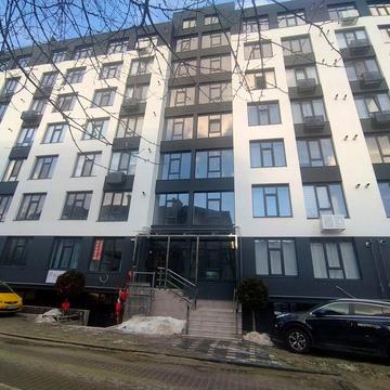 Продається 2 кімнатна квартира.Центр ЖК грушевський