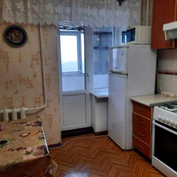 Продаж 1к квартири 37.8 кв. м на вул. Марка Кропивницького