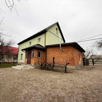 Продаж гарного двоповерхового будинку 132 м2. Державні програми