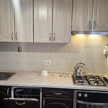 Володимира Покотила вул. (Картвелішвілі), 5