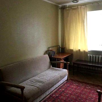 Сдам  2х кімнатну  квартиру у центрі