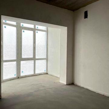 Продам найдешевшу квартиру в комплексі ! Чистова , газ .