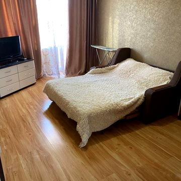 Квартира от собственника, сдается до лета, Парковая, 22