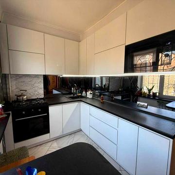 Сдается 2-х к. квартира с ремонтом в районе Интуриста, рядом Проспект