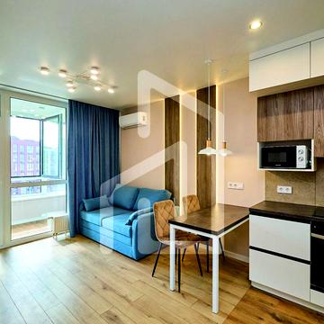 Віктора Некрасова вул. (Північно-Сирецька), 8