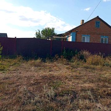 Дім біля річки.Торг