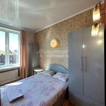 Євгена Котляра вул. (Червоноармійська), 8/10в