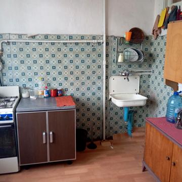 Ялтинська вул., 12/11