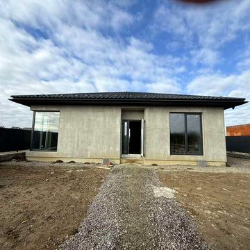 Недобудова с. Сторожниця