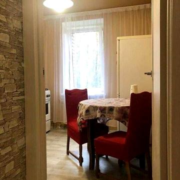 Довгострокова оренда 1к Квартира Широка вулиця