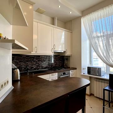 Олеся Гончара вул., 77