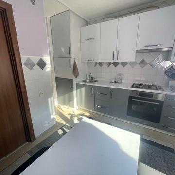 Продам 1 кімнатну квартиру в центрі