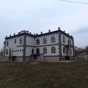 Незалежності, 1а