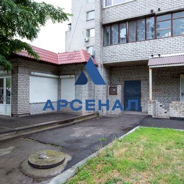 Лобановського вул., 30