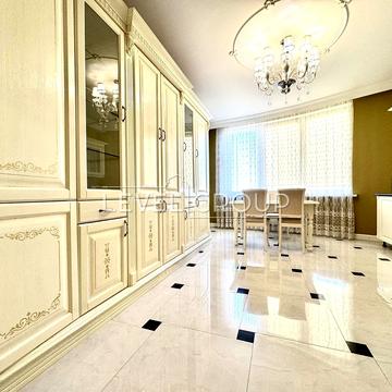 Валерія Лобановського просп., 150-Д