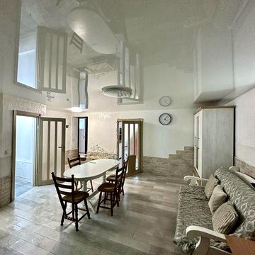 Здам 2к Студіо р-н Соборної площі вул.Харківська