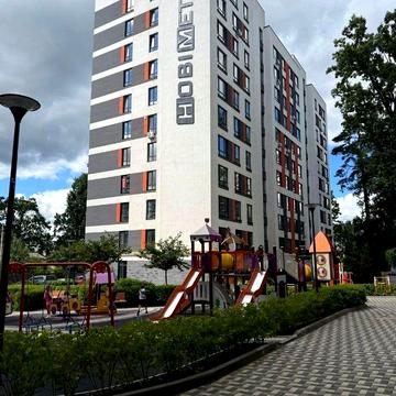 Продам ексклюзивні двокімнатну квартиру зтгазом в центрі міста ЖК нові метри