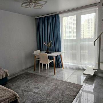 Сдам 1 комнатную 2х.уровневую квартиру Владислава Бувалкина Атриум