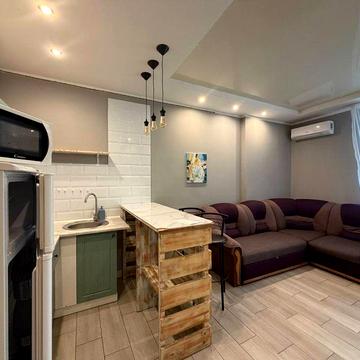 ЖК кар дачі. 1 к квартира за ремонтом. Можна з тваринами