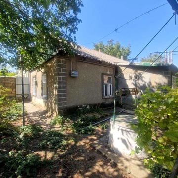 Продам дом 10 соток участок двухсторонний