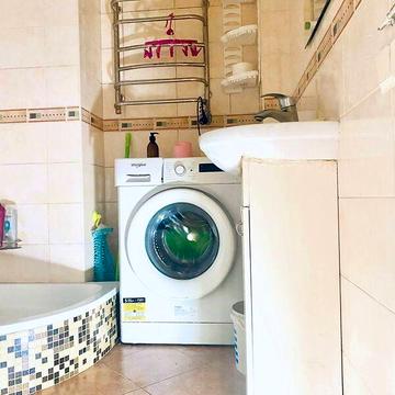 Довгострокова оренда 1к Квартира Тараса Кузьміна (Градоначальницька) вулиця