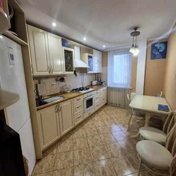 Продаж 2-кімнатної квартири. ПЗР.