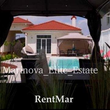 Современный большой дом +Гостевой дом Бассейн Сауна  Гараж на 2 авто