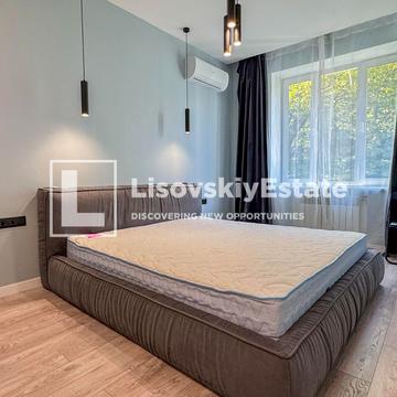 Мечникова вул. (Кловський), 10/2