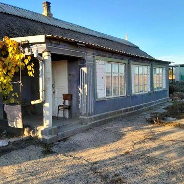 Продається житловий будинок в с.Калаглія. 10000доларів США,