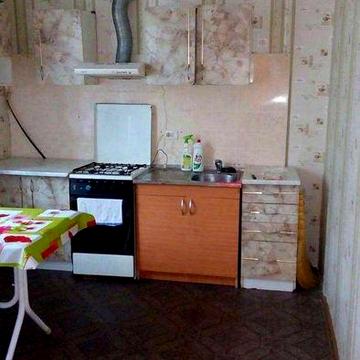 Двухкомнатая квартира на Ленпоселке. Леонова