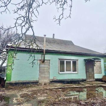 Продаж будинку за містом Верхівцеве