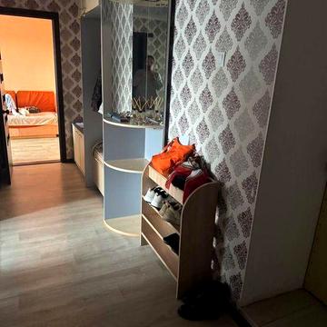 2-хкомнатная.Василя Симоненка 63.остановка Бар Янтарный