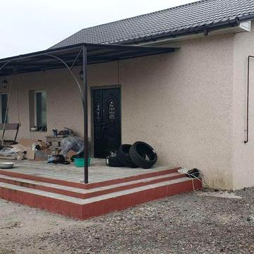 Срочная продажа дома с баней и бассейном на Рыбацкой в Ракетной Роще.