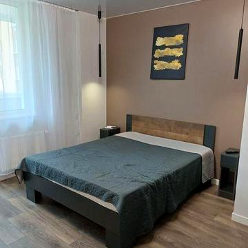 Здам 1к Жк Авіа Квартал, Вишневе центр