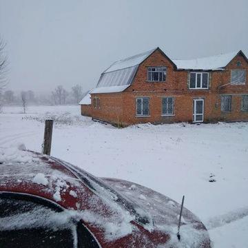 Продам будинок біля озера